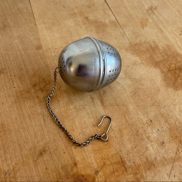 Vintage Tea Strainers Infusers Germany Ball & Swivel Lot of 2 - Picture 6 of 14